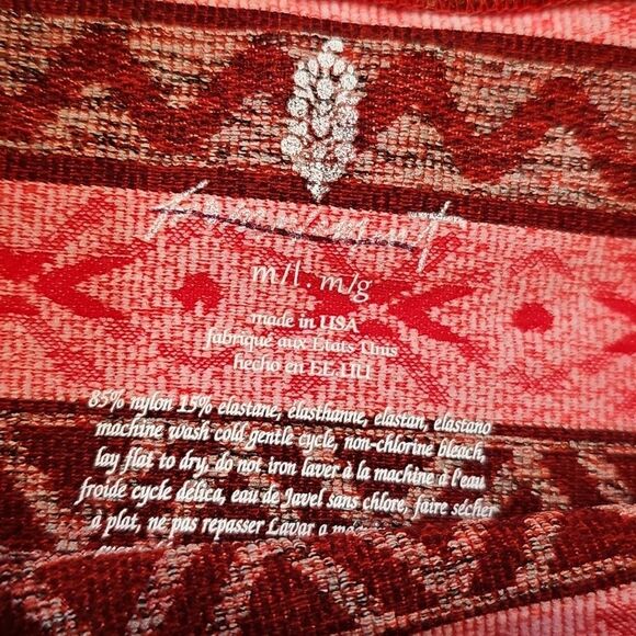 Tribal Aztec Print Crop Top Size M/L NWOT Never Worn - Picture 3 of 7